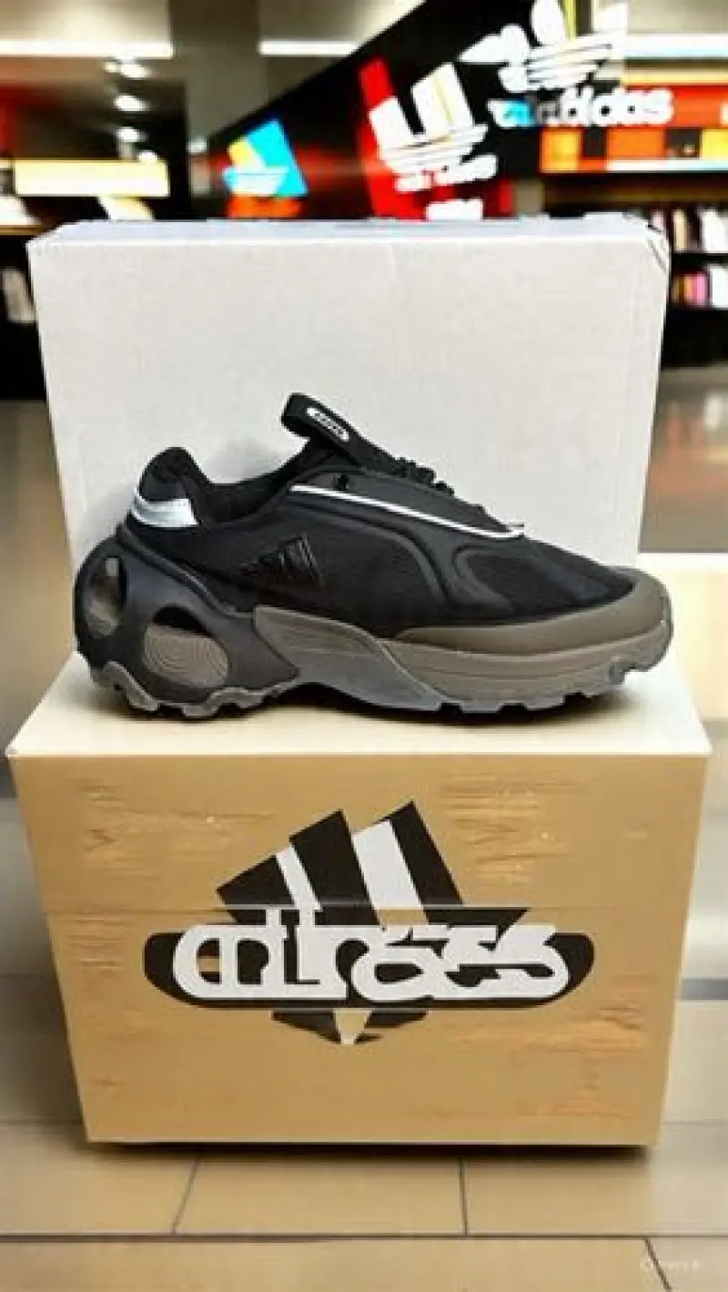 Adidas WONDER RUNNER MULTI 2025 - Image 2