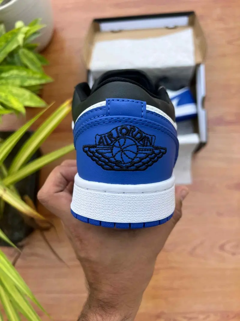 Nike Air Jordan 1 Low Alternate Royal Toe - Image 3