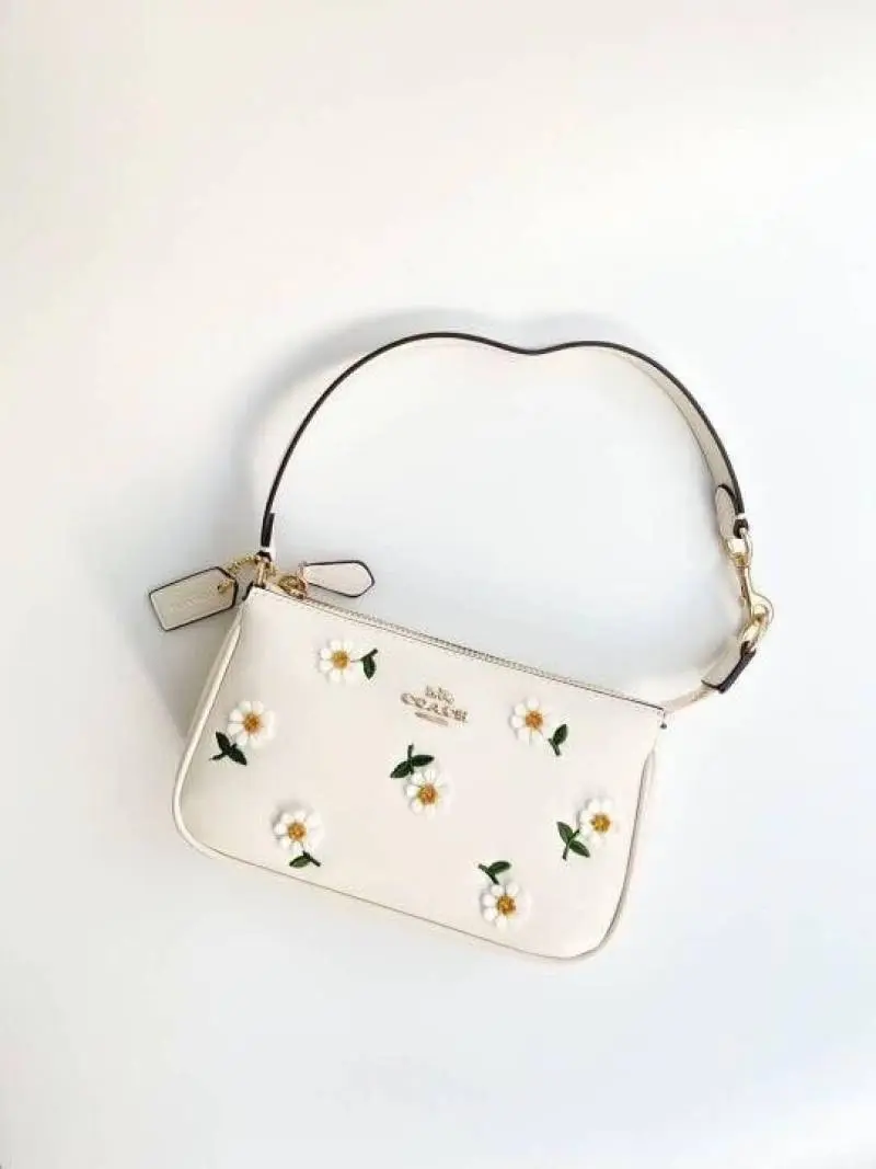 Coach Nolita 18 Daisy White With OriginalBox Dustcover Pearlchain - Image 2