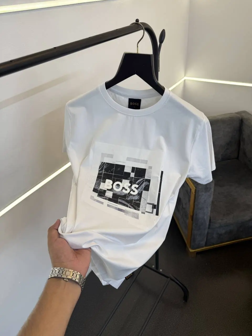 Hugo bos turkey imported heavy print and patch round neck tshirt white sale - Image 2