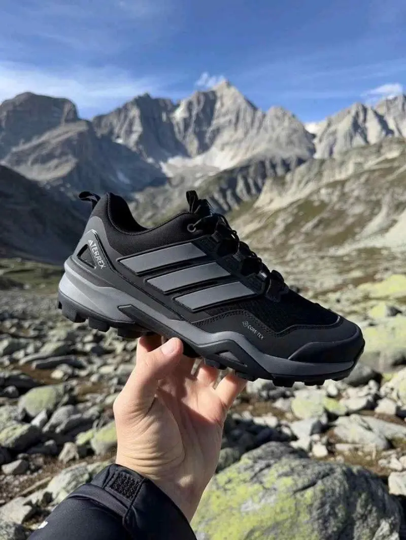 Adidas Terrex Skychaser Gore-Tex Hiking Black Grey 995