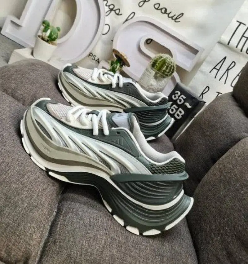 Adidas xlg metawave olive - Image 4