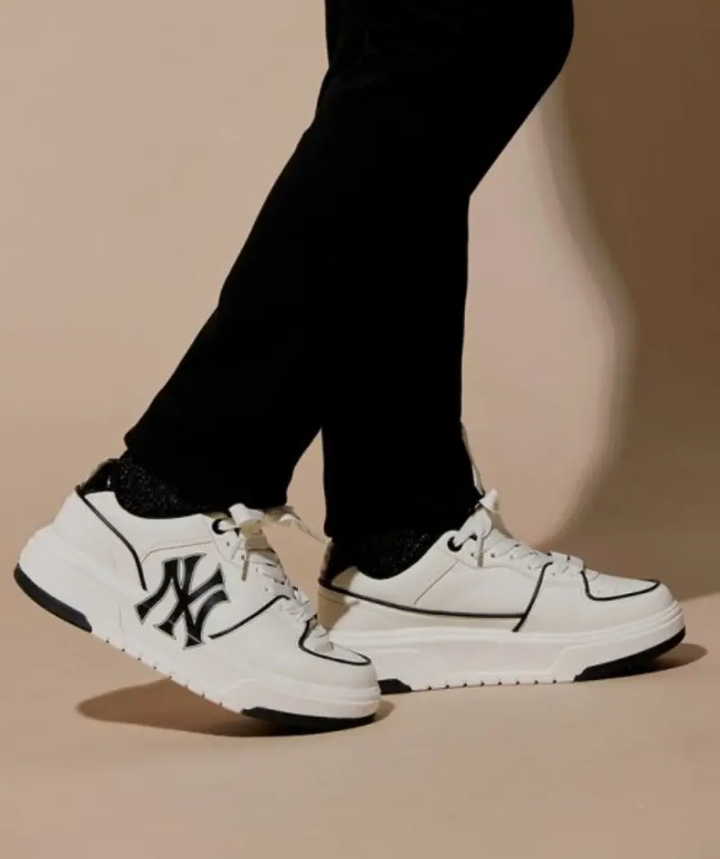 MLB CHUNKY LINER LOW WHITE BLACK - Image 3