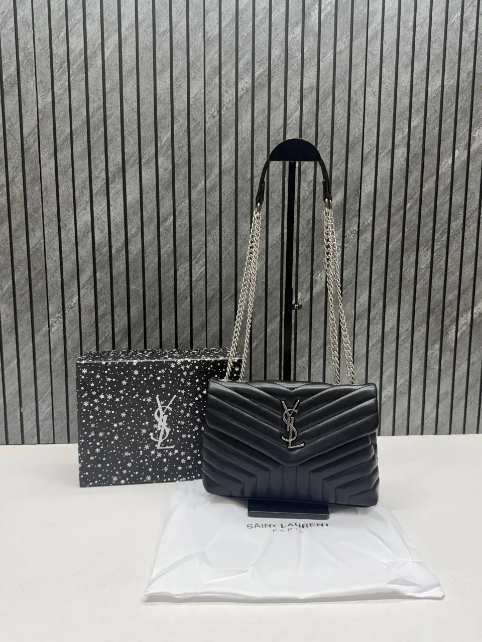 Ysl Lou Lou Medium Size 8802 Shoulder Bag With Original Box & DustCover Packing - Image 6