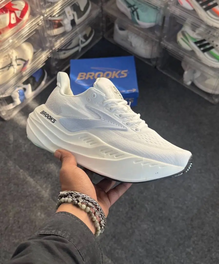 Brooks Glceerin Max Running White - Image 3