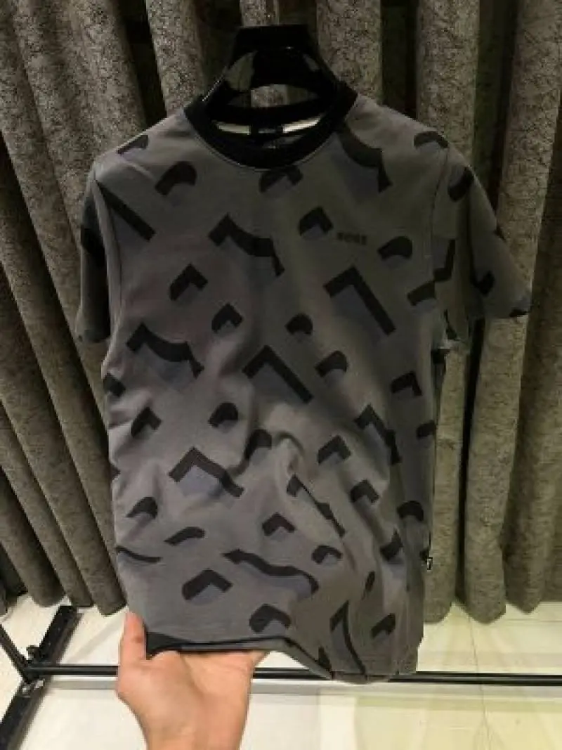 HUGO BOS IMPORTED STORE ARTICLE T-SHIRT - Image 5