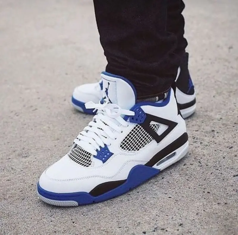 Air Jordan Retro 4 Motorsport Semi UA