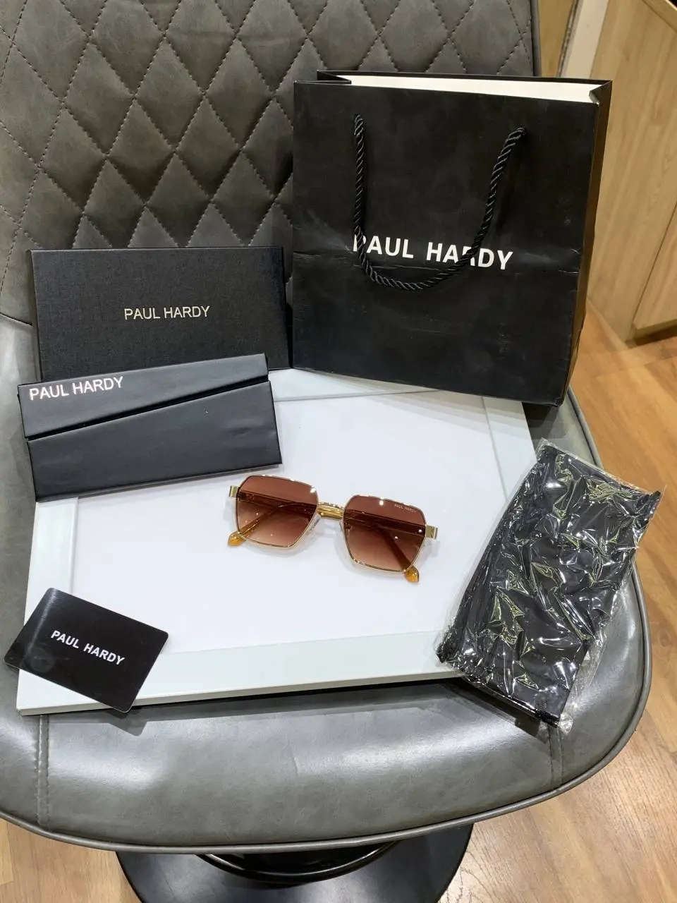 Paul hardy 1304 gold brown - Image 6