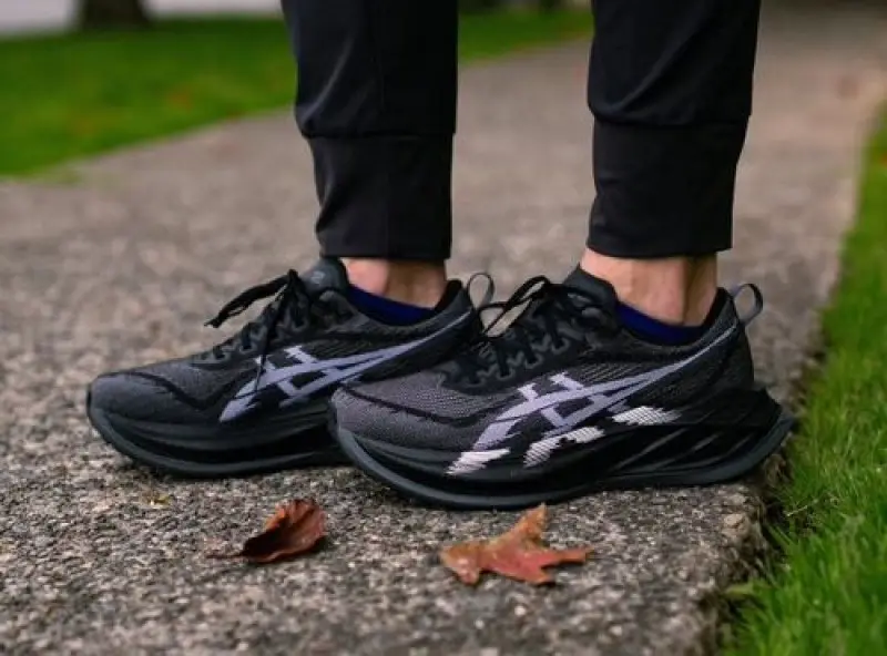 Asics Superblast 2 Black - Image 6