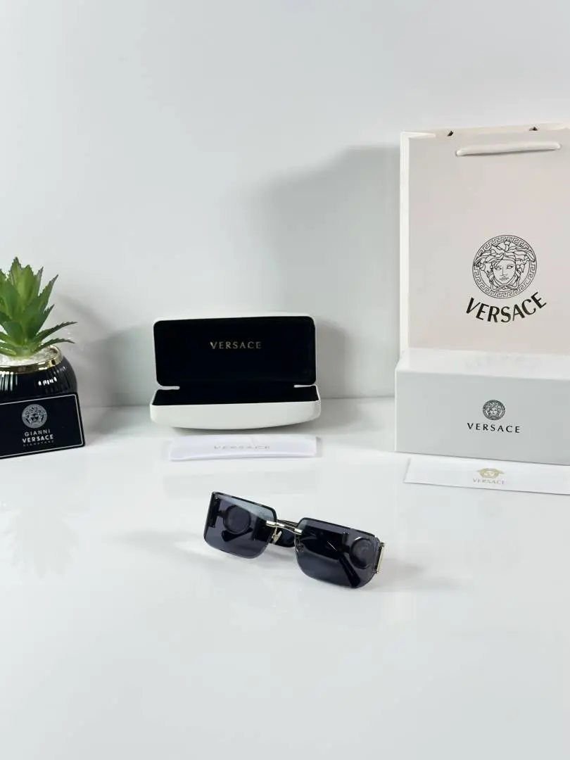 Versace 6772 Gold Black - Image 2