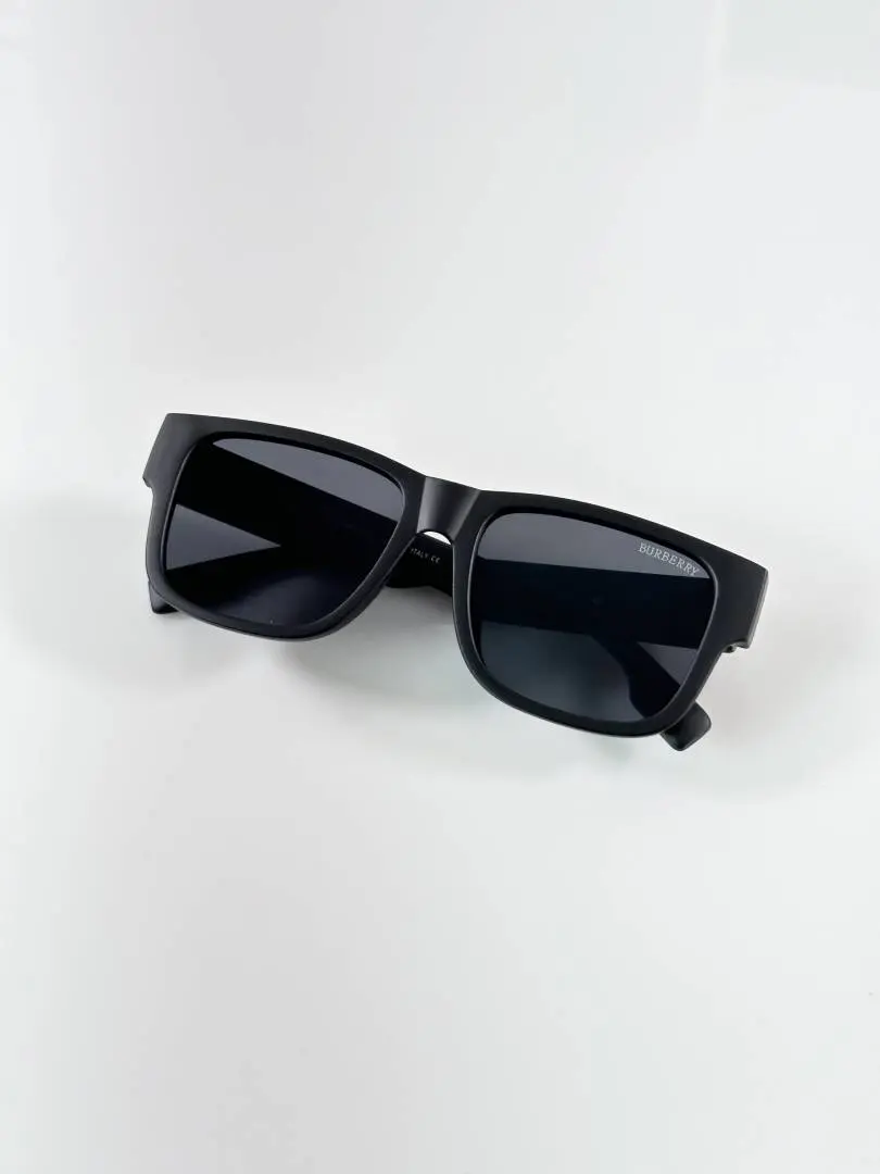 Burberry 4358 Black Multi - Image 3
