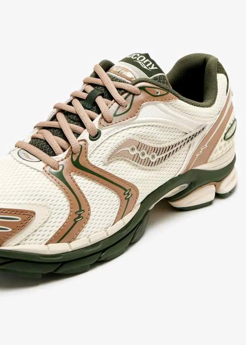 saucony triumph 4 friends - Image 2