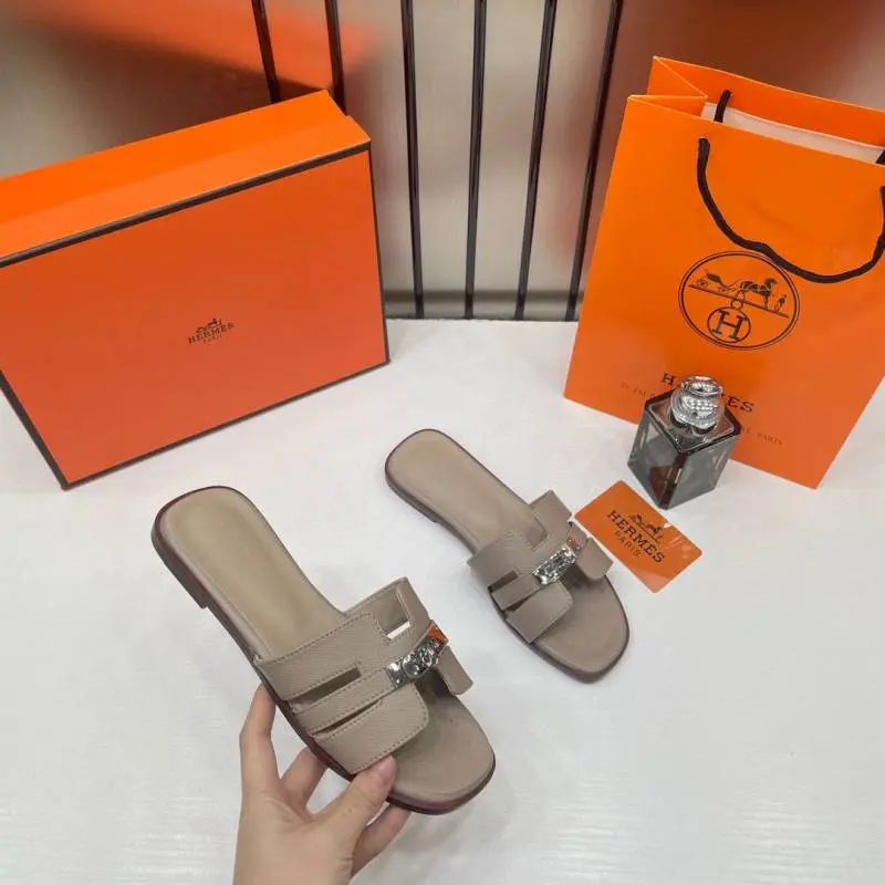 Hermes Oran Khakhi Flats For Woman With Original Box Carry Bag - Image 3