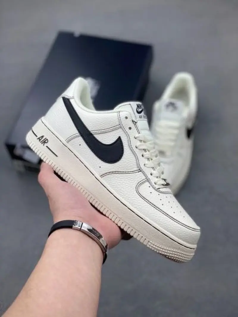 Nike Airforce 1 LV8 Leather Cream Black