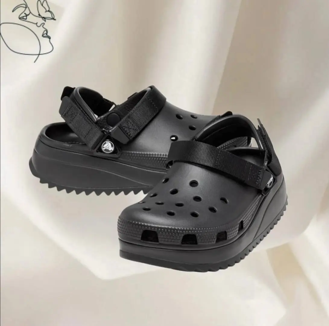 Crocs Classic Hiker Clogs All black - Image 5