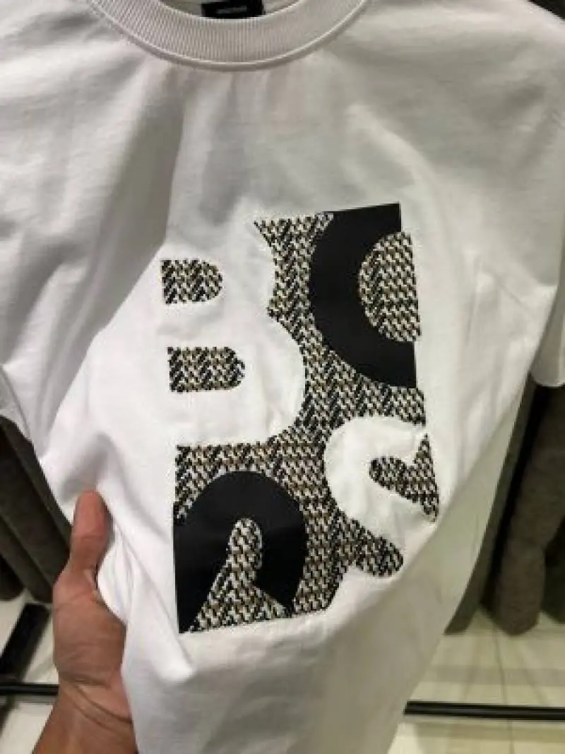 HUGO BOS IMPORTED STORE ARTICLE T-SHIRT - Image 4