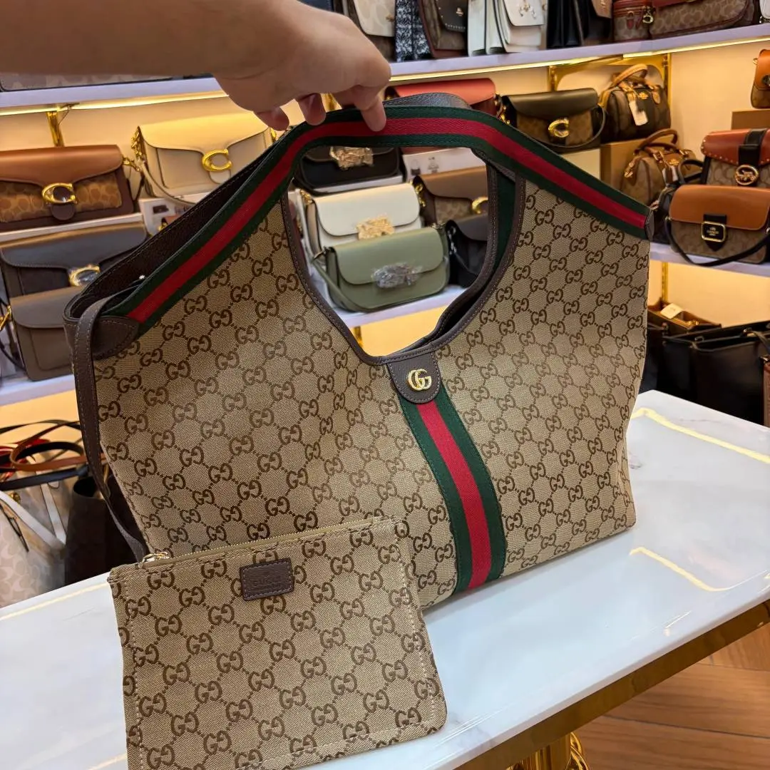 Gucci GG Giglio Supreme Premium Large Tote Bag With Dust Bag (Brown - 1147) - Image 3