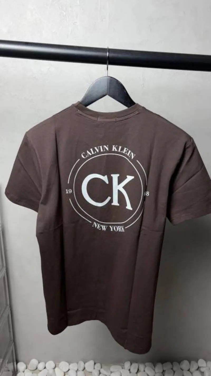 Calvin Kleiin Premium T-Shirt 2403 - Image 3