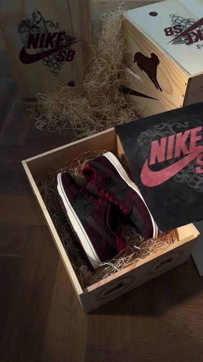 Nike riot skateshop x dunk pro sb qs low mahogany dark beetroot - Image 8