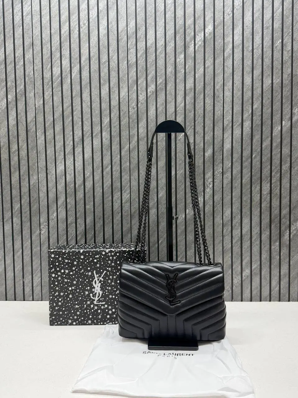 Ysl Lou Lou Medium Size 8802 Shoulder Bag With Original Box & DustCover Packing - Image 5