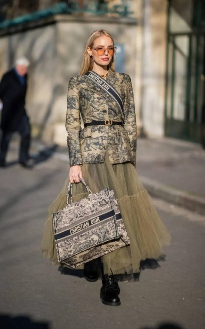 Dior Book Tote Black Toile De Jouy With OG Box & Dust Bag & Scarf (Black Tiger - 573) - Image 2
