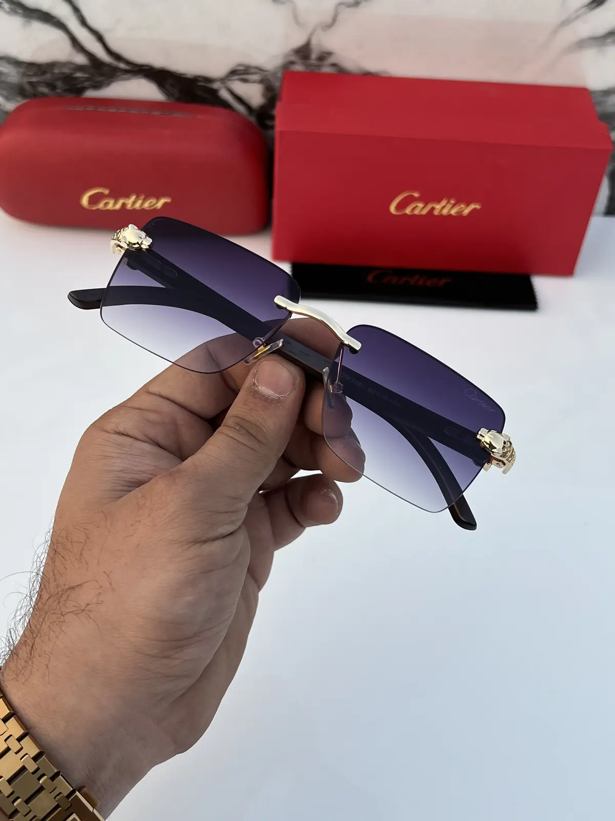 Cartier 3060 gold black shaded - Image 4