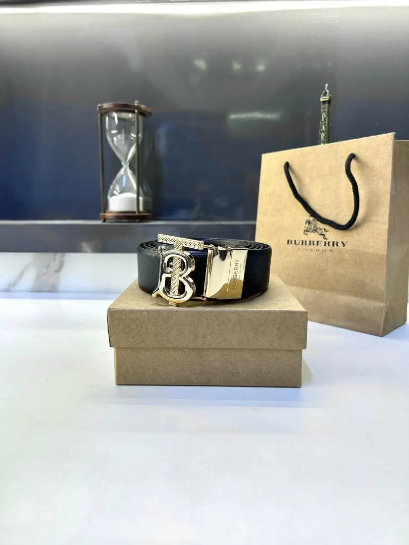 Burberry Golden Glossy Reversible Belt Fa 657 - Image 2