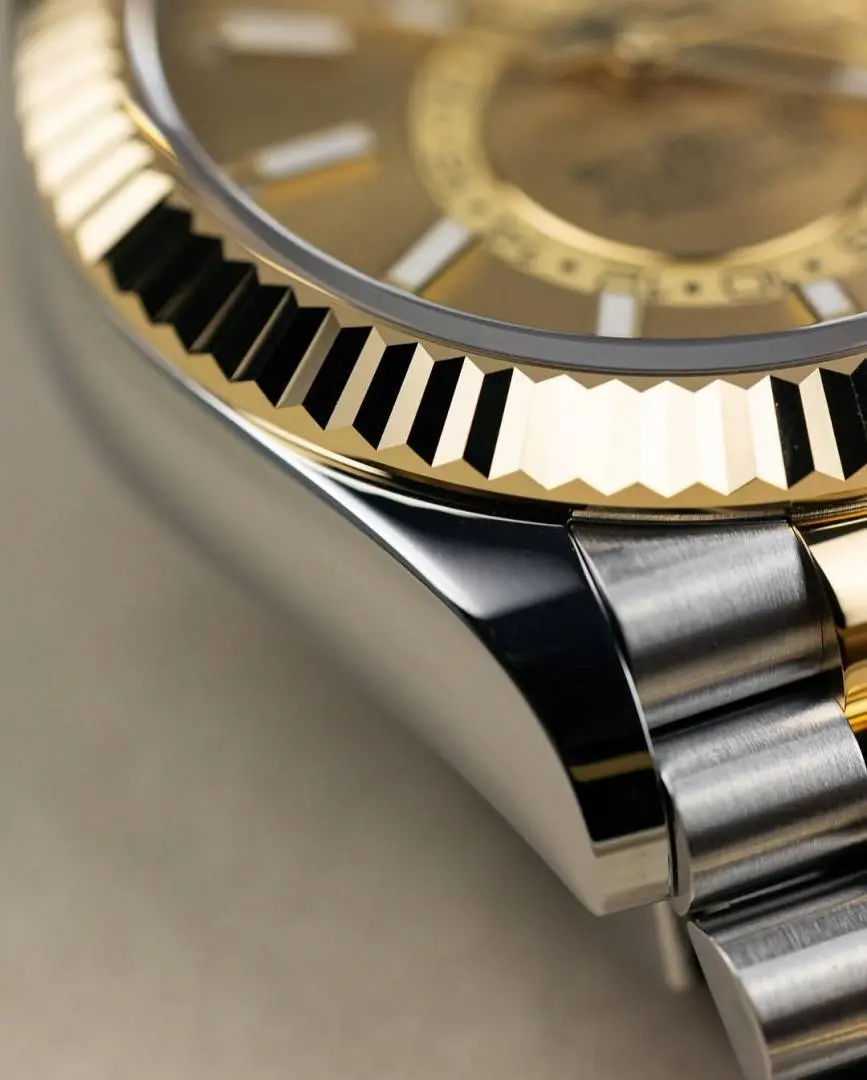 Rolex Oyster perpetual Sky Dweller Z-R Premium - Image 12