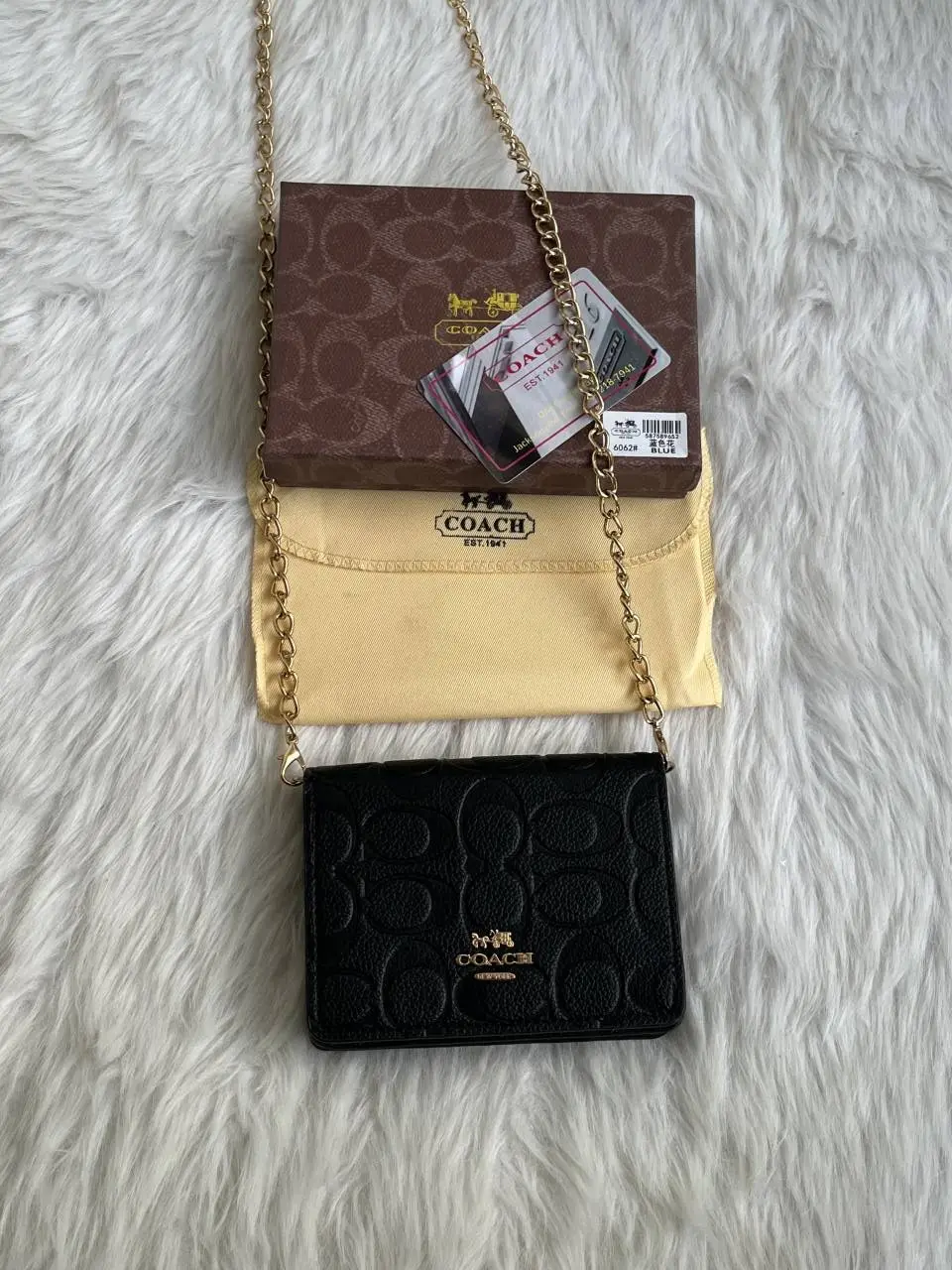 Coach 122 Black ChainOnWallet With OriginalBox DustCover BrandCard - Image 4