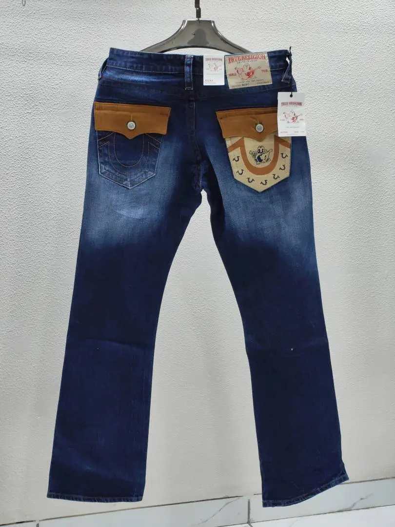 TRUE RELIGION IMPORTED STORE ARTICLE JEANS - Image 4