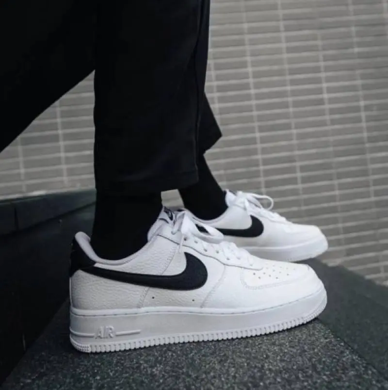 Nike Airforce 1 Low White Black Swoosh