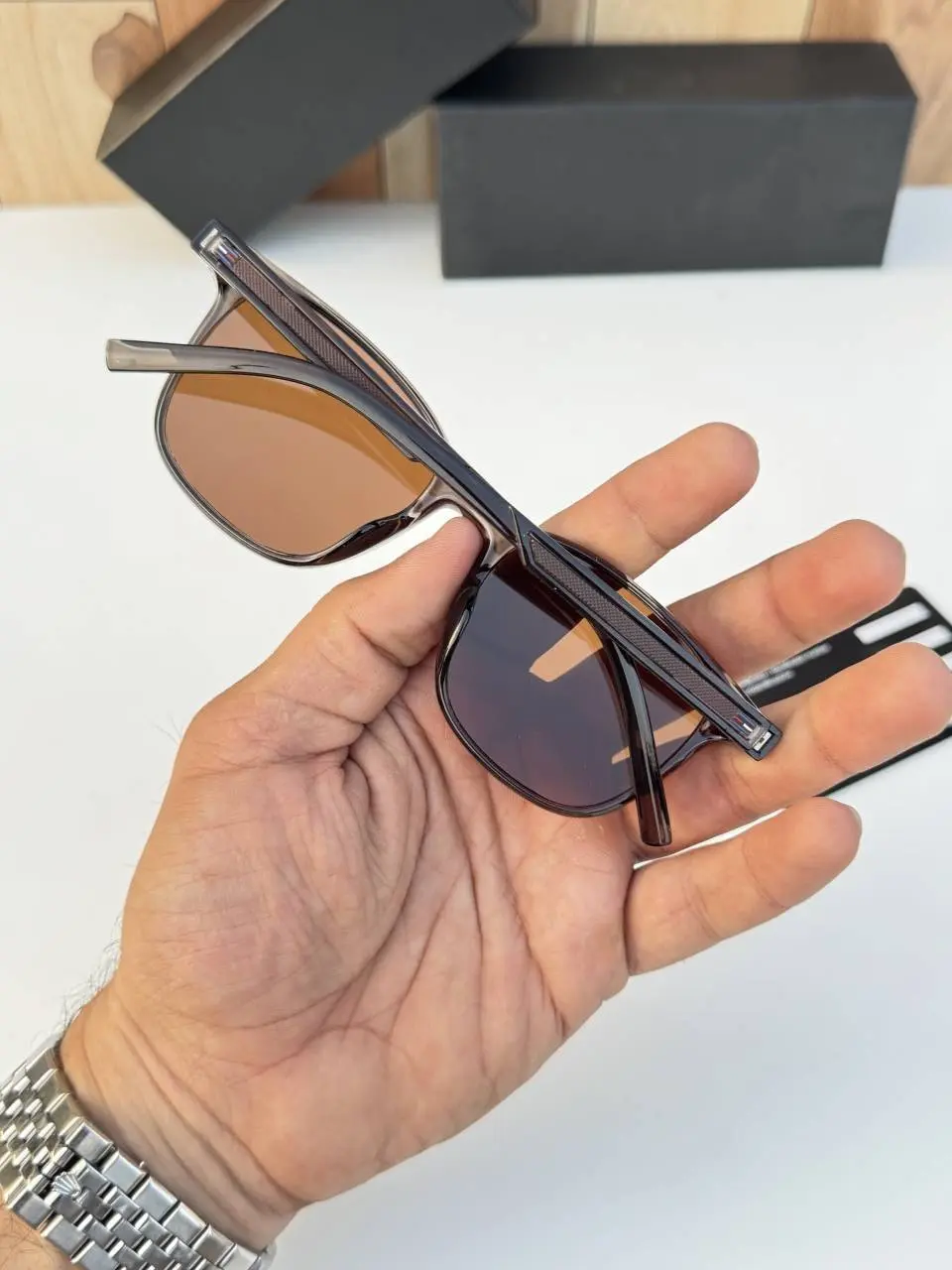 Tommy hilfigar grey brown - Image 3