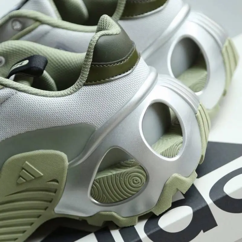 Adidas wonder runner green sale - Image 4