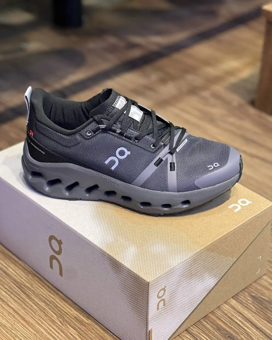 On Cloud Surfer Trail Waterproof Black