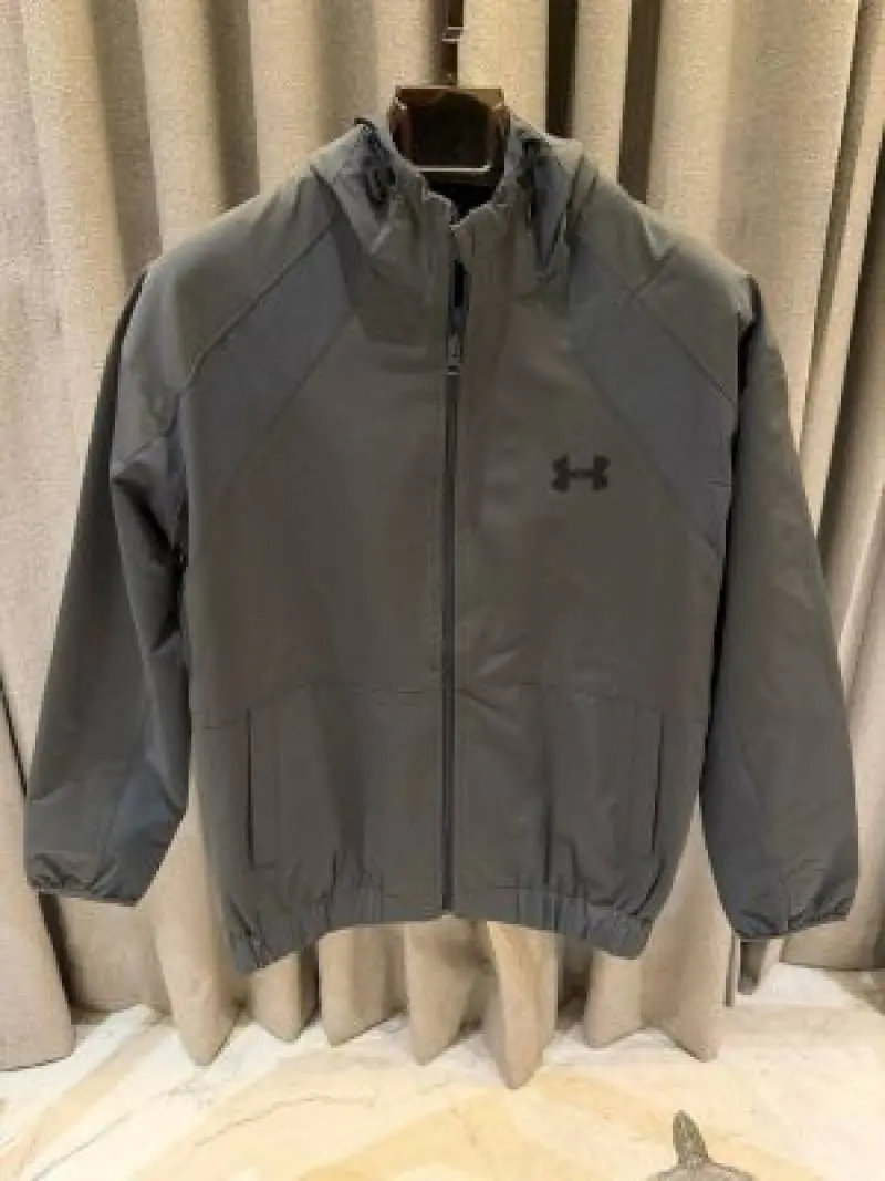 Under Armor Bomber Jacket Dark Grey - Image 2