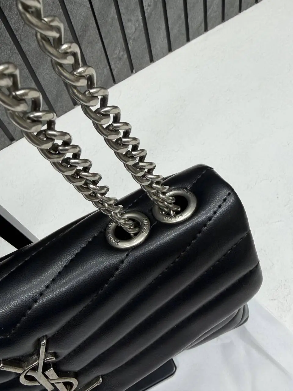 Ysl Lou Lou Medium Size 8802 Shoulder Bag With Original Box & DustCover Packing - Image 5