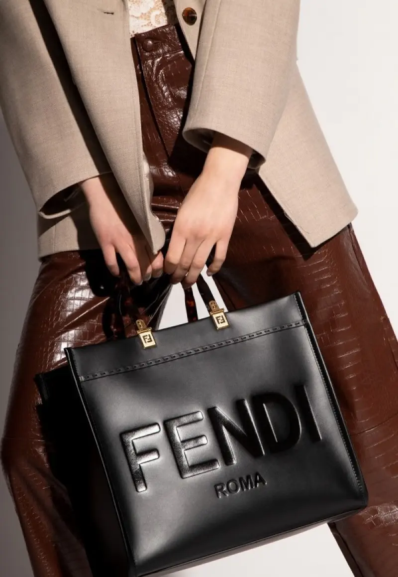 Fendi Roma Sunshine Tote Bag With Dust Bag & Shoulder Strap (Black-359)