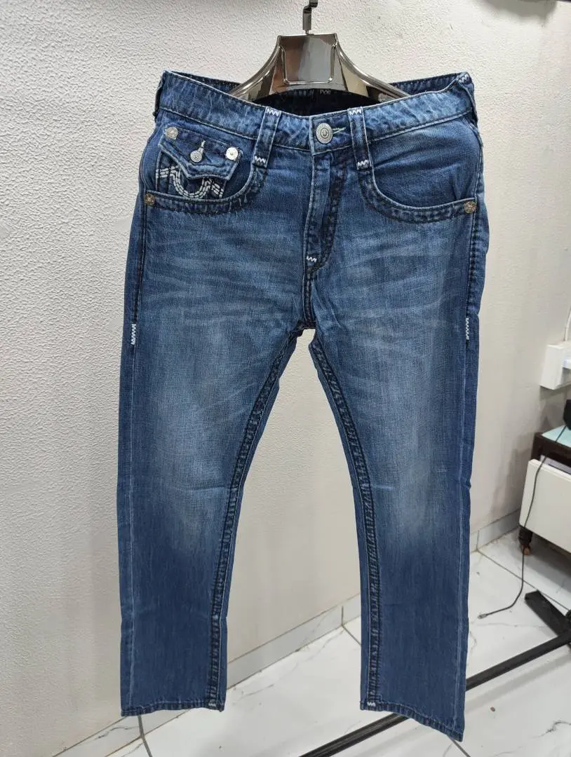 TRUE RELIGION IMPORTED STORE ARTICLE JEANS - Image 3