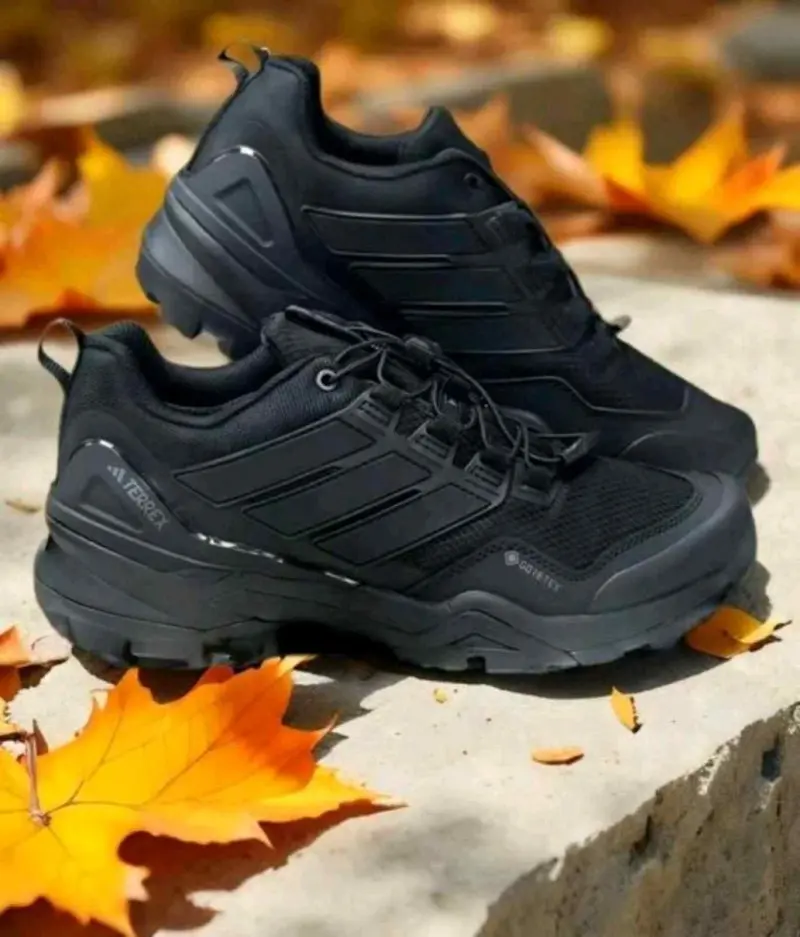 Adidas Terrex Skychaser Gore-Tex Hiking Core Black Carbon 986 - Image 2