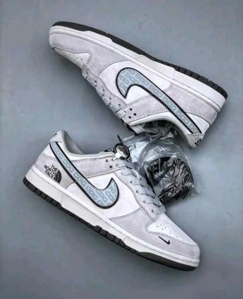 Nike Sb Dunk Low X The Northh Face - Image 6