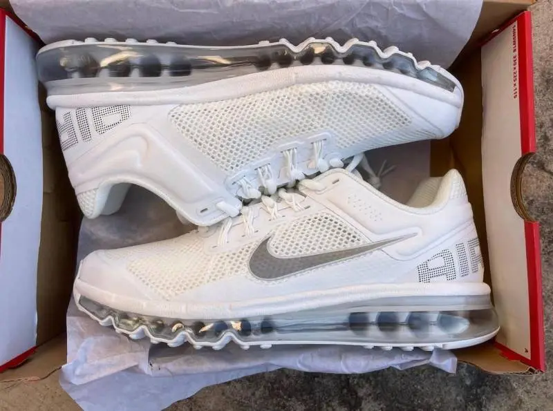 Nike Air Max 2013 Triple White - Image 2