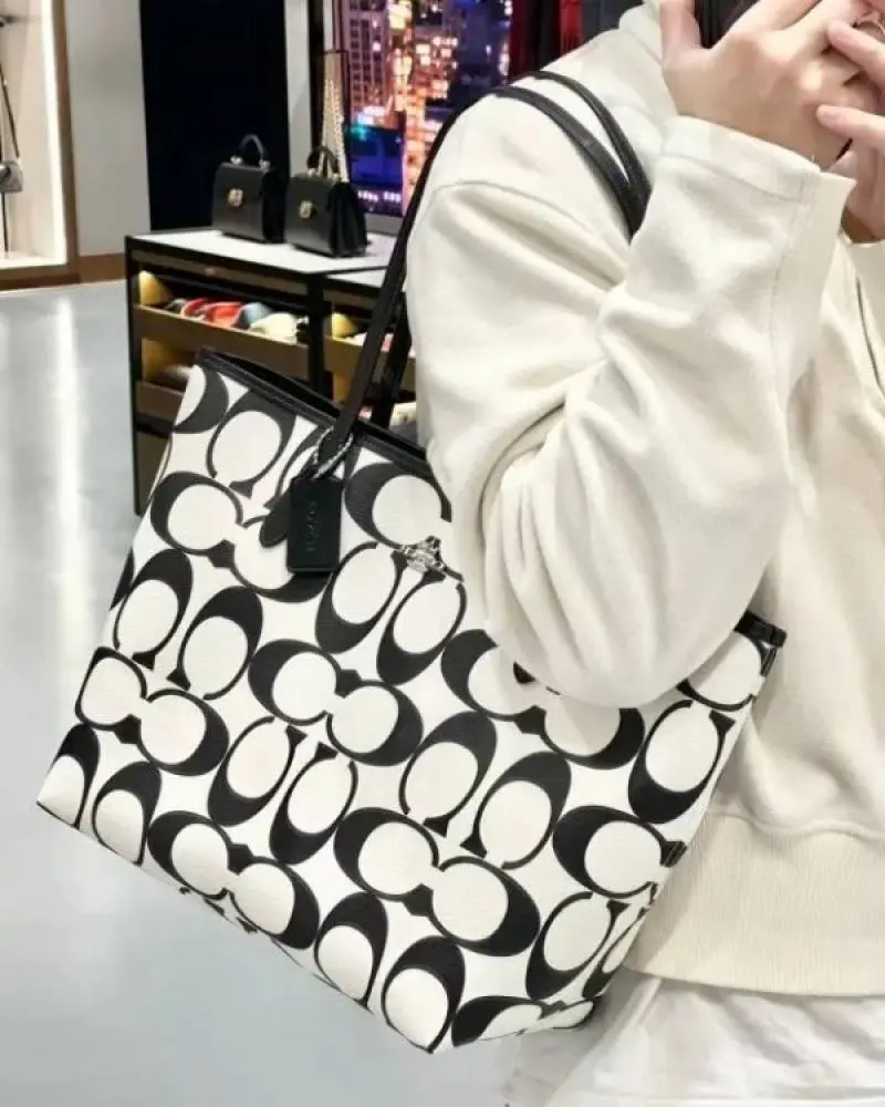 Signature City Limited Edition Premium Tote Bag With OG Magnetic Box & Dust Bag (Black White-874) - Image 6