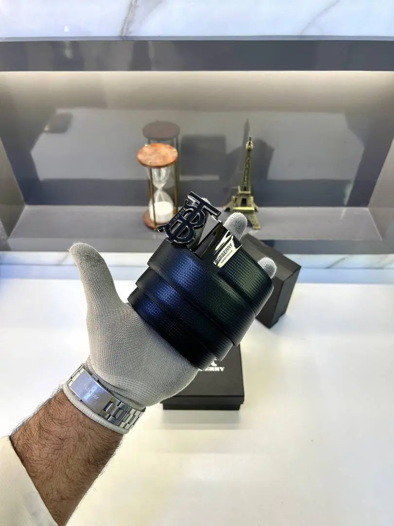 Burberry Glossy Black Reversible Belt Fa 404