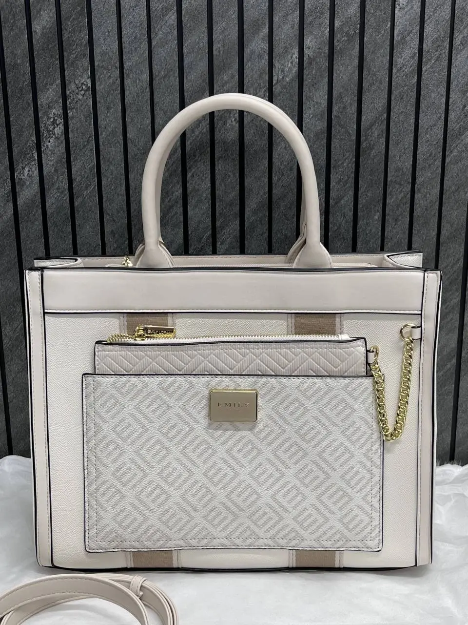 Emily Loran Beige Large Satchel Bag Highend Leather Handbag With Dust Cover Packaging - Image 2