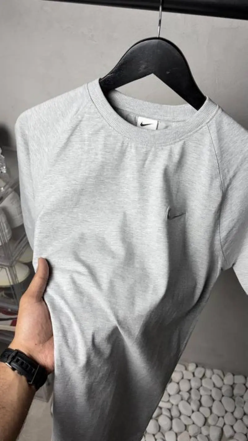 Nike Premium Round Neck T-Shirt 2331 - Image 3