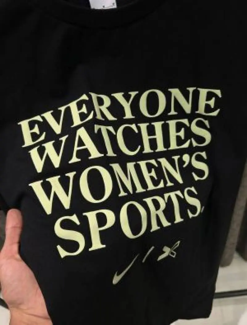 Nike IMPORTED STORE ARTICLE T-SHIRT - Image 2