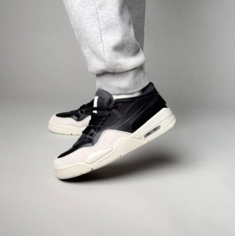 Nike Air Jordan 4 RM Light Bone 1822