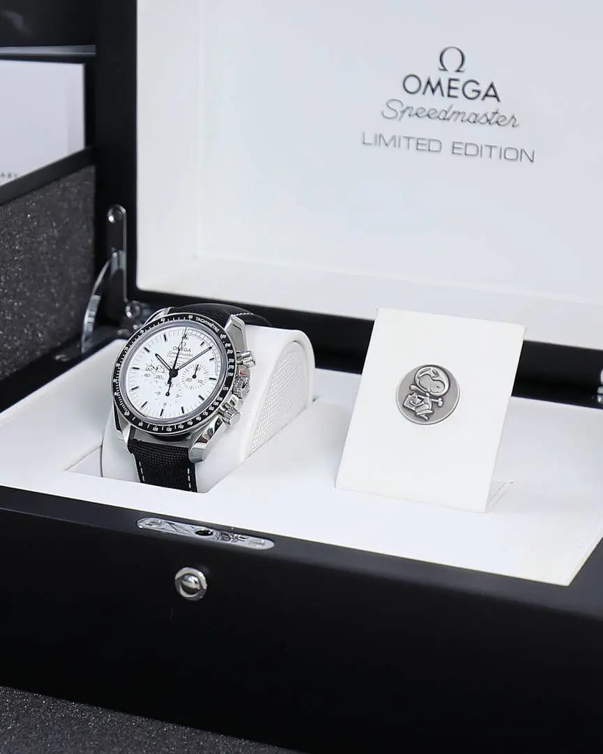 Omega Speedmaster Professional Moonwatch - Image 4