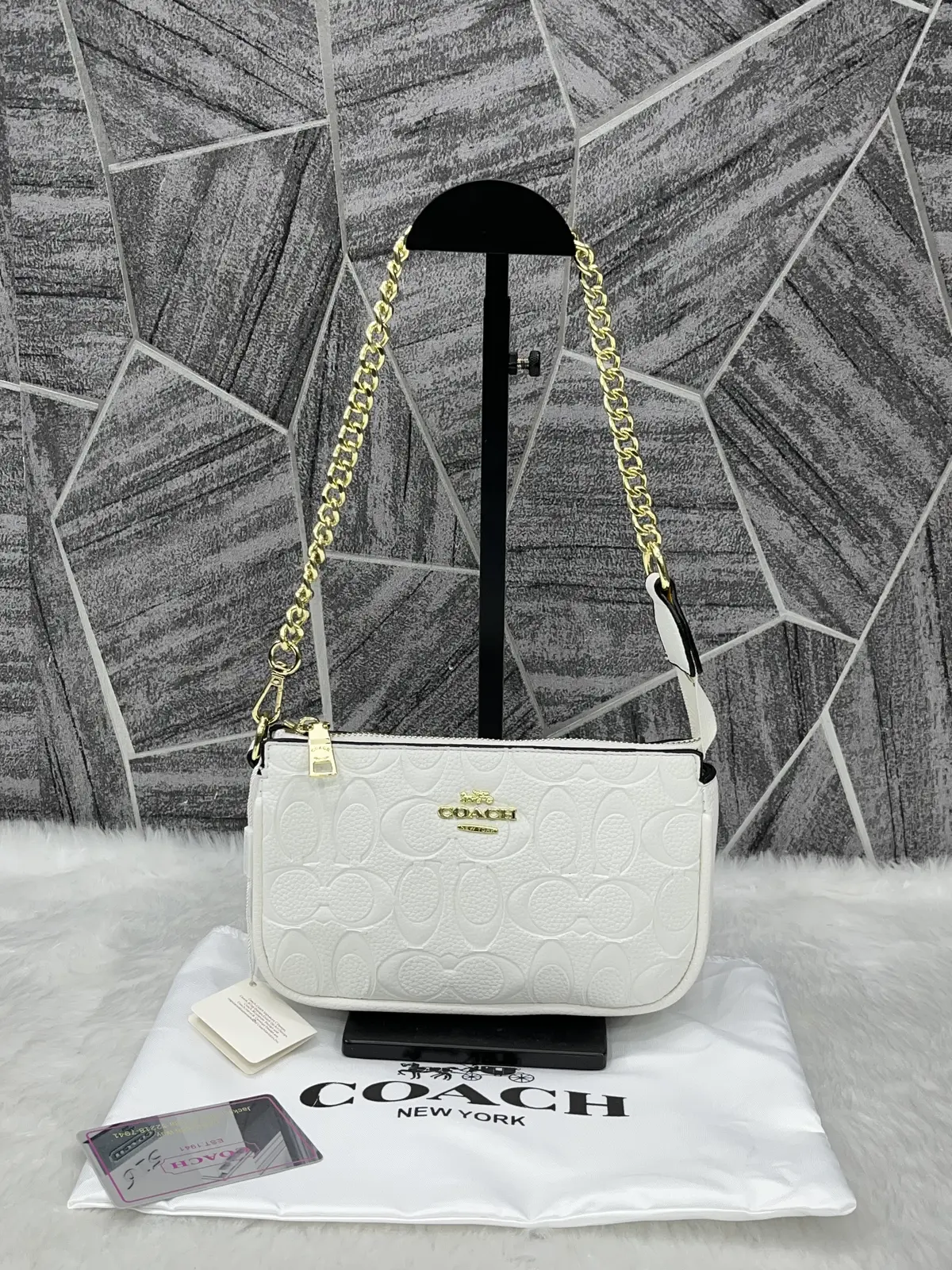 Coach Large White Wristlet With DustCover - Image 3
