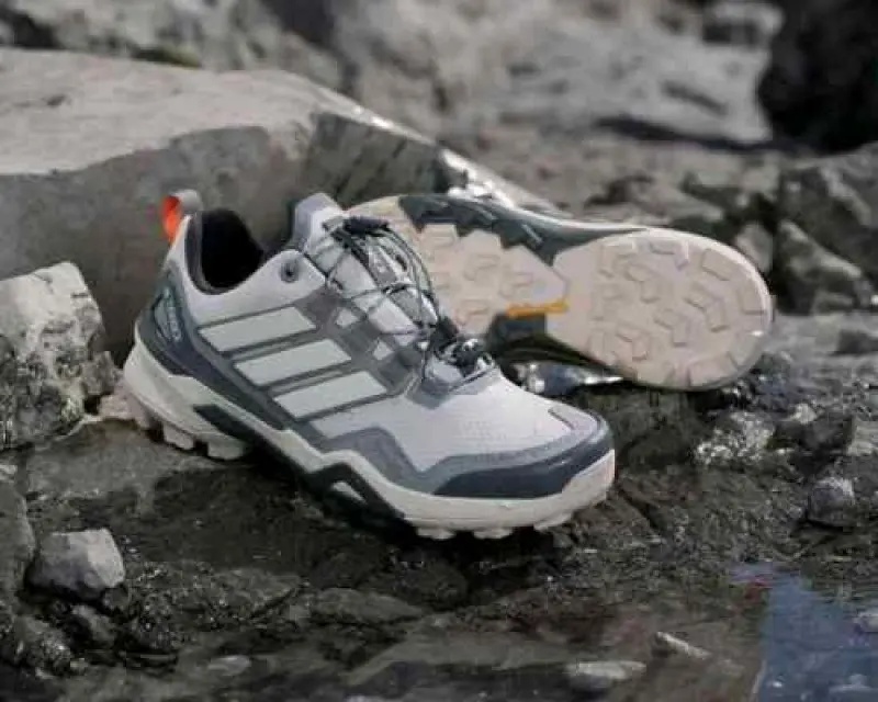 Adidas Terrex Skychaser GORE-TEX Hik 438 - Image 5